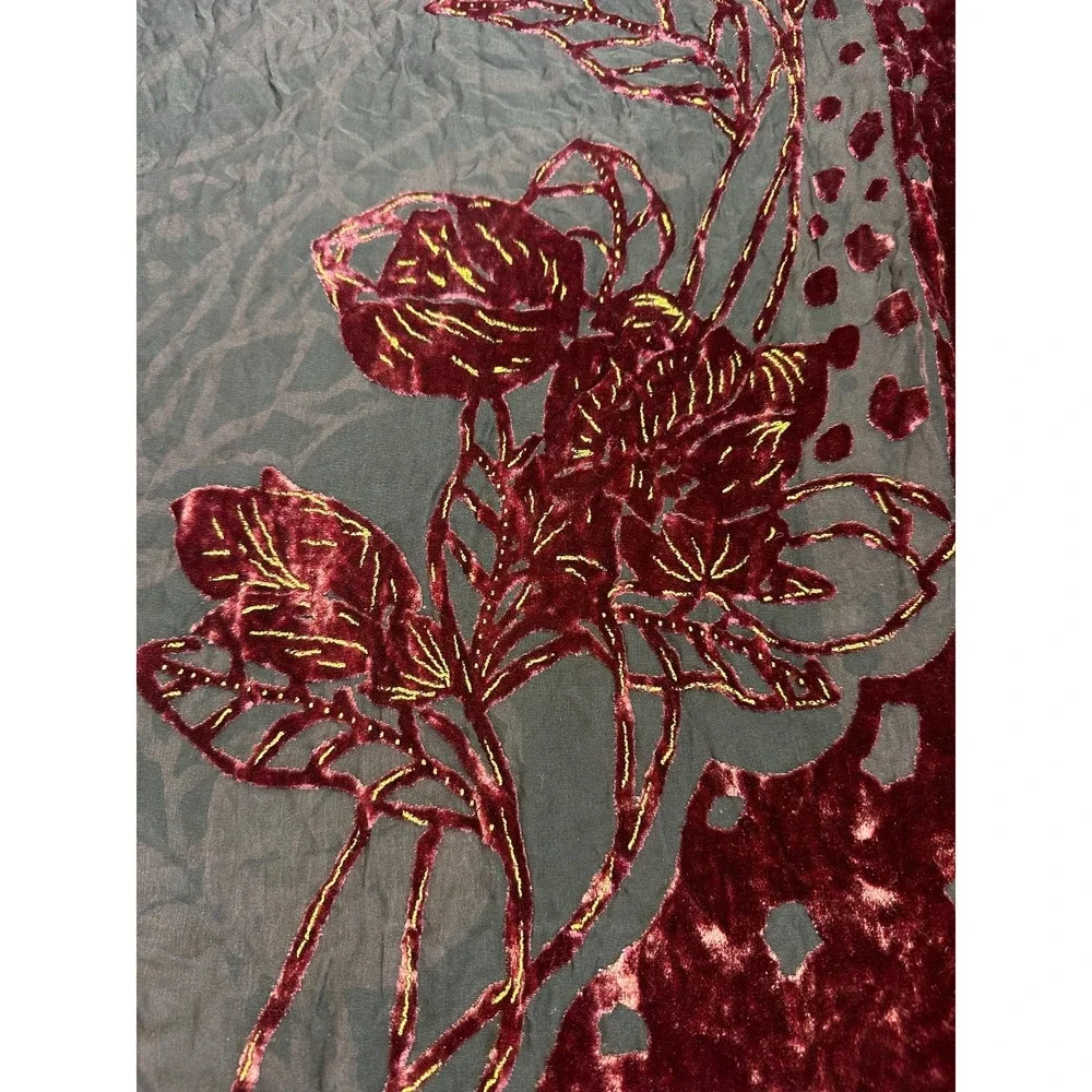Leidi Lancetti Velvet Silk Burnout Scarf L Rectangle Rich Red Shimmering Gold‎